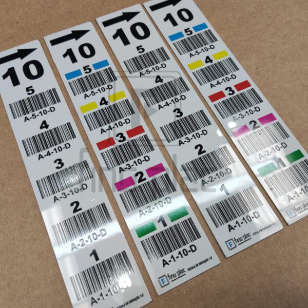 Placas e Etiquetas para Ruas, Docas e Porta Pallets em Logística de Armazem