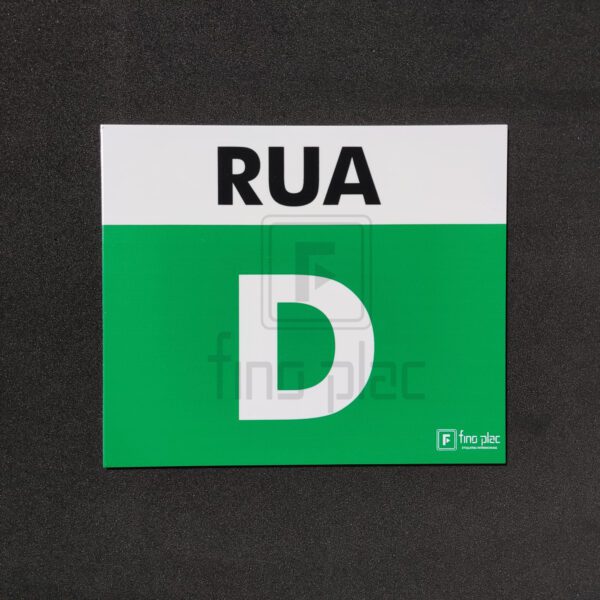 Placas e Etiquetas para Ruas, Docas e Porta Pallets em Logística de Armazem