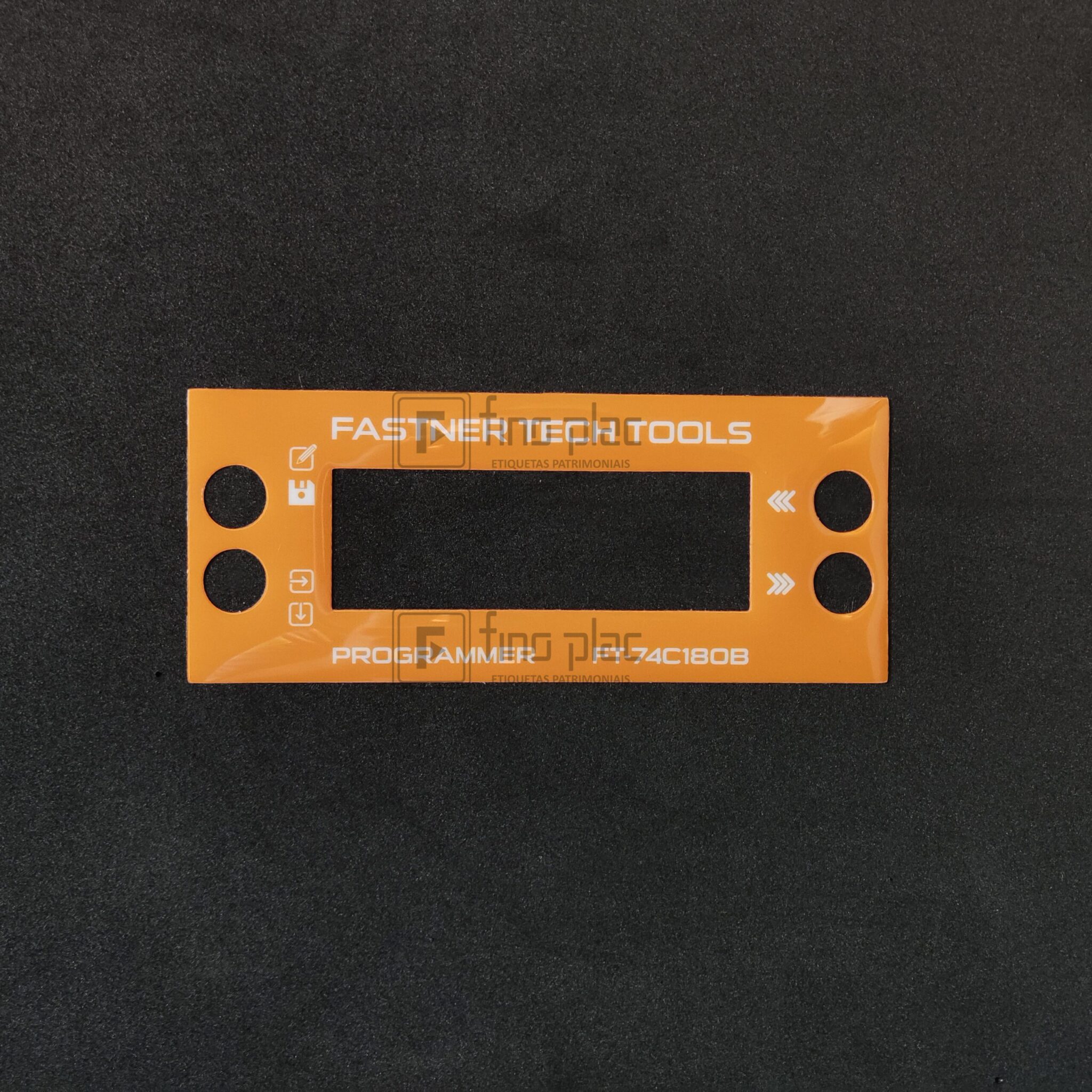 Painel em policarbonato para maquinas e produtos industriais